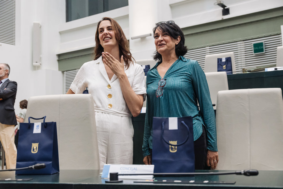 La portavoz de Más Madrid en el Ayuntamiento, Rita Maestre, a su llegada a un Pleno Municipal en el Palacio de Cibeles, a 14 de junio de 2023, en Madrid (España). 