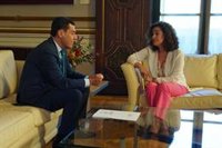 Moreno afea la "guerra electoral" sobre Doñana e invita a los grupos a "buscar soluciones entre todos"