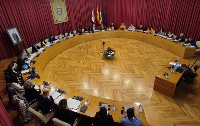 Archivo - Pleno del Ayuntamiento de Logroño de marzo de 2023