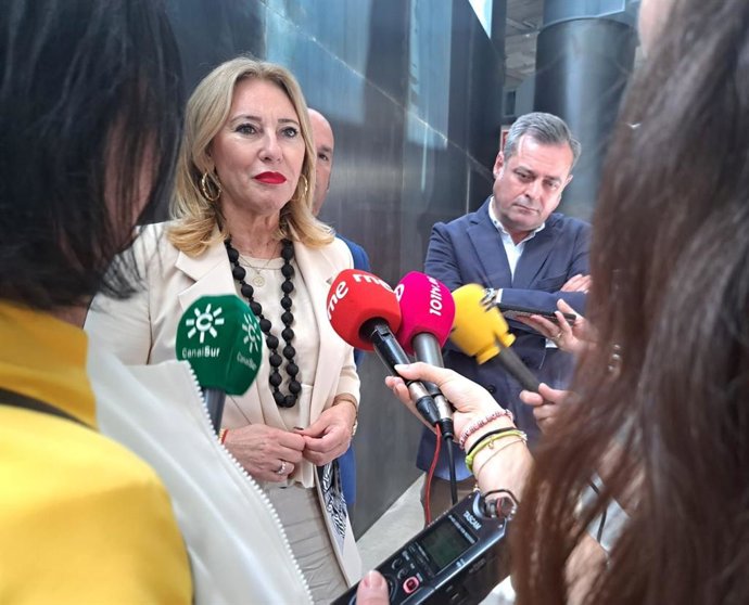 La Consejera De Economía, Hacienda Y Fondos Europeos, Carolina España, En La Inauguración Del X Foro De Coyuntura Y Previsión Económica