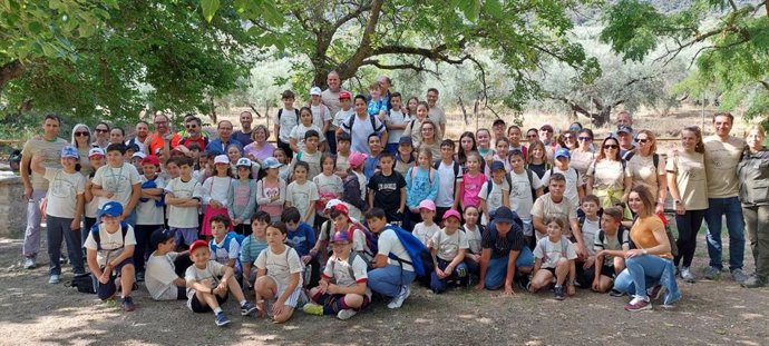 Participantes en la celebración de la Semana del Geoparque en las Sierras Subbéticas.