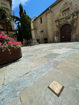 Hitos de bronce para recrear el recorrido del lagarto de La Magdalena