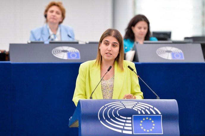 Alícia Homs consigue el apoyo del Parlamento Europeo para terminar con las prácticas no remuneradas