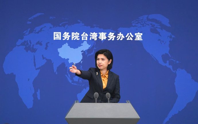 Archivo - (211110) -- BEIJING, Nov. 10, 2021 (Xinhua) -- Zhu Fenglian, a spokesperson for the State Council's Taiwan Affairs Office, attends a press conference in Beijing, capital of China, Nov. 10, 2021. TO GO WITH "Cross-Strait tensions not to ease un