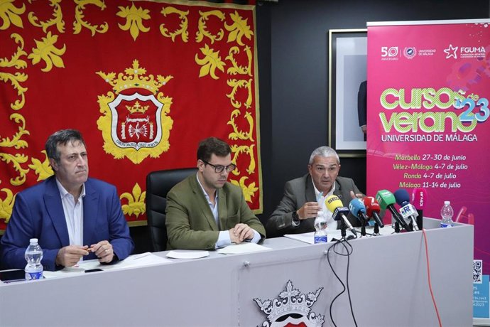 Presentación de los Cursos de Verano de la UMA en Ronda que se celebran en julio.