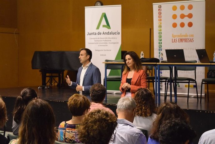 I Jornada Informativa Oferta y Admisión de FP en Huelva .