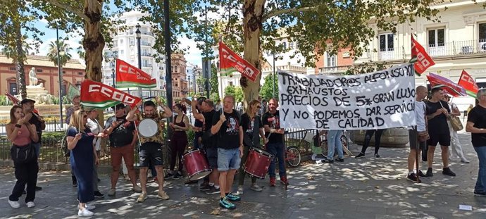 Protesta de la plantilla del hotel Alfonso XIII
