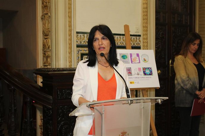 Inmaculada López Calahorro, en un acto este miércoles en la Subdelegación del Gobierno en Granada