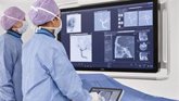 Foto: Abordar ictus en una sala de angiografía mejora resultados y ahorra costes, según un estudio