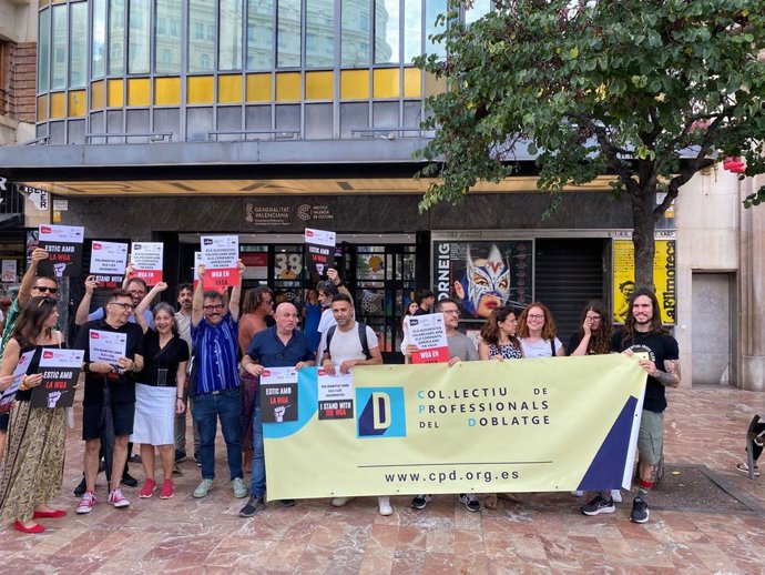 Guionistas valencianos se concentran este miércoles en Valncia en apoyo a la huelga de EEUU
