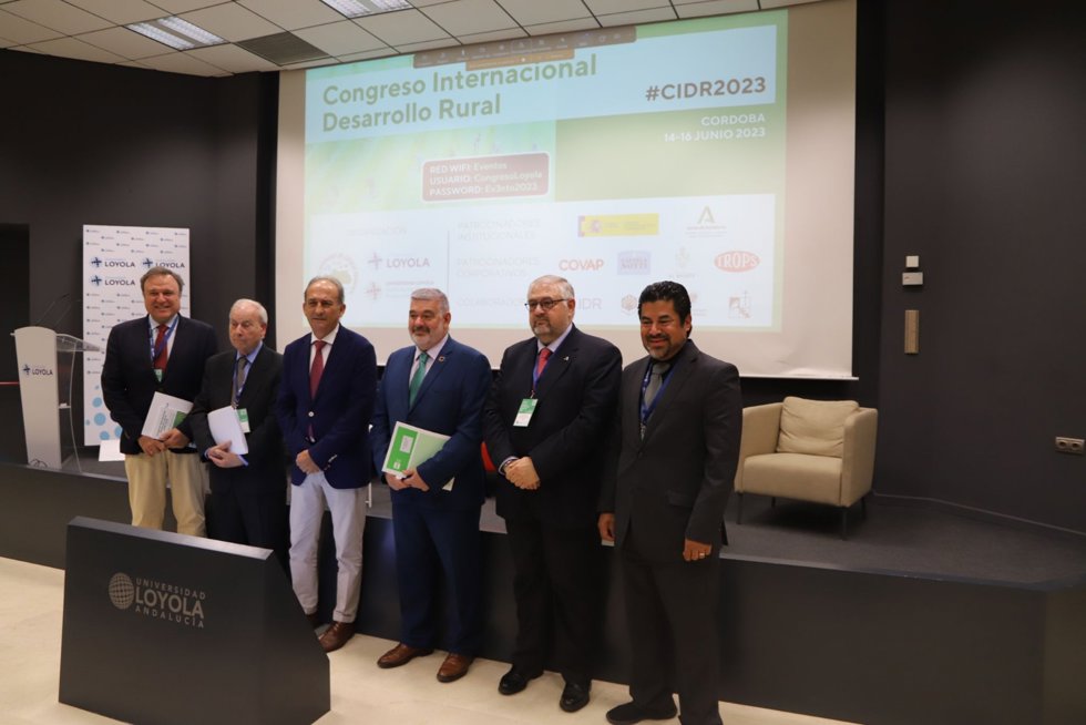 Inauguración en el Campus de Córdoba de la Universidad Loyola Andalucía del Congreso Internacional de Desarrollo Rural.