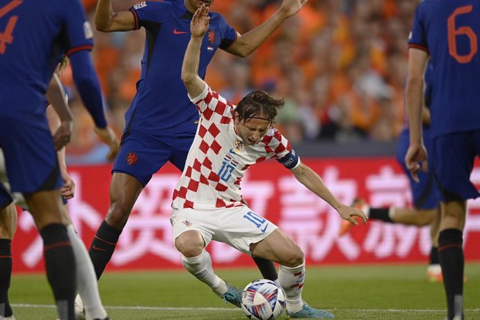 14 June 2023, Netherlands, Rotterdam: Croatia's Luka Modric in action during the UEFANations League semi-final soccer match between Netherlands and Croatia at the Feyenoord Stadium. Photo: Fabio Ferrari/LaPresse via ZUMA Press/dpa