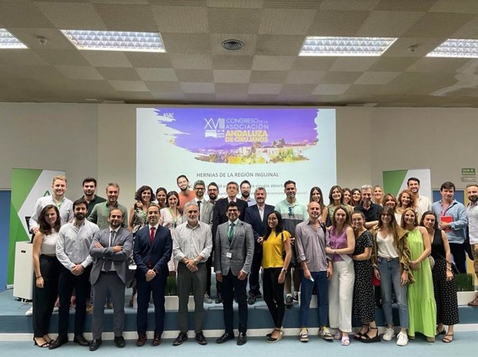 Pacientes intervenidos de pared abdominal agilizan su recuperación en el Clínico de Málaga