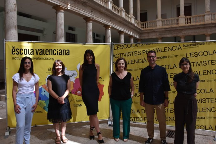 Equipo directivo de Escola Valenciana