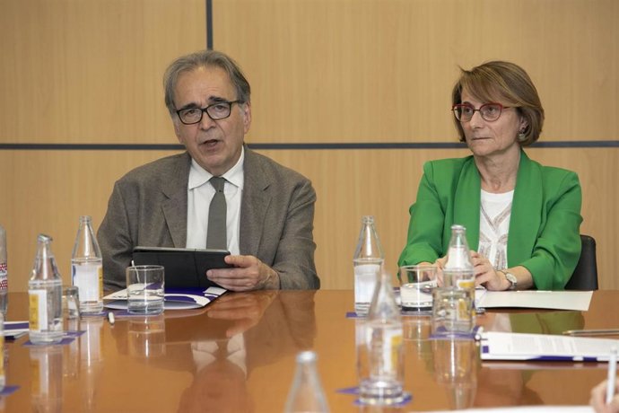 Joan Subirats y Eva Alcón