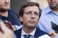 Almeida sostiene que el delegado del Gobierno está "incapacitado" para el cargo y llama a "echar" al PSOE el 23J