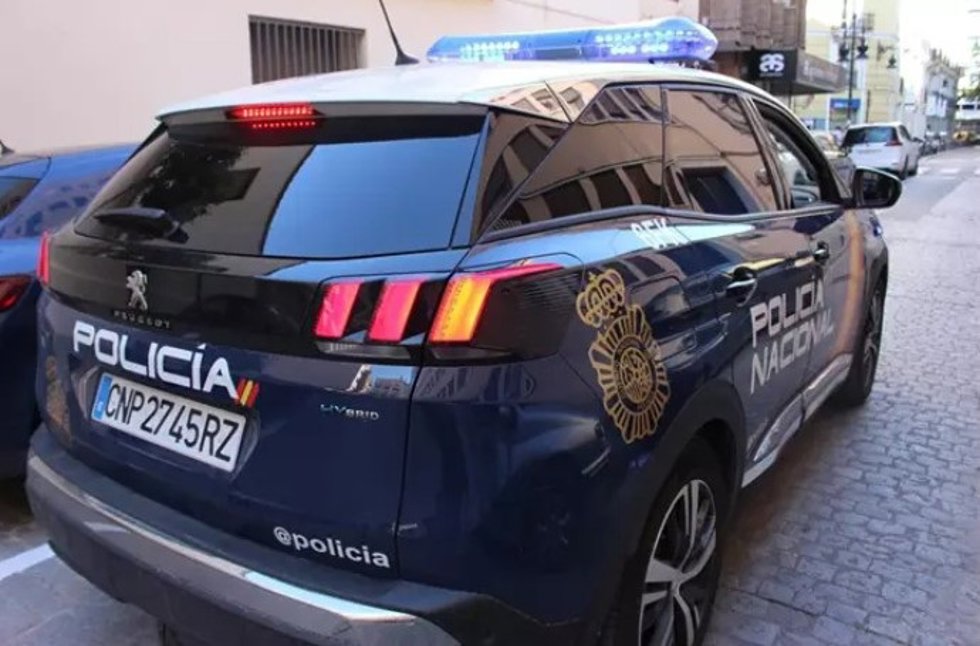 Un vehículo de la Policía Nacional. Foto archivo.