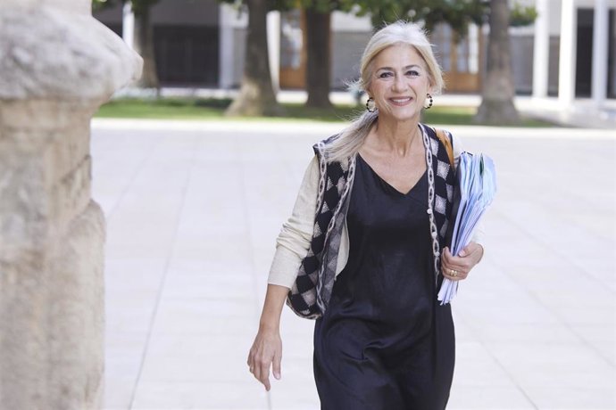 Archivo - La consejera de Desarrollo Educativo y Formación Profesional de la Junta de Andalucía, Patricia del Pozo, en el Parlamento, foto de archivo