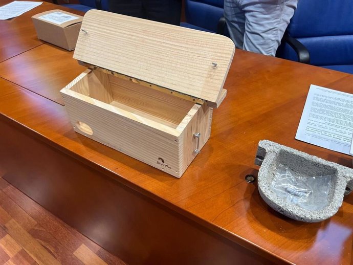 Cajas nido para pájaros insectívoros dentro de la presentación de la campaña #ProtegeLosNidos, celebrada este jueves en la sede de ASEM 112 en Pozuelo de Alarcón.