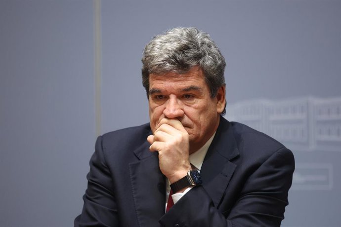 Archivo - El ministro de Inclusión, Seguridad Social y Migraciones, José Luis Escrivá, 