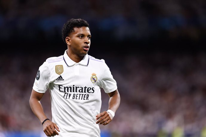 Archivo - Rodrygo Goes of Real Madrid looks on during the UEFA Champions League, Semi Finals, football match played between Real Madrid and Manchester City at Santiago Bernabeu Stadium on May 09, 2023 in Madrid, Spain.