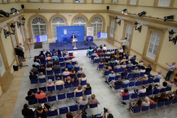 Andrés Sánchez Picón sintetiza los 200 años de historia de Diputación en diez imágenes