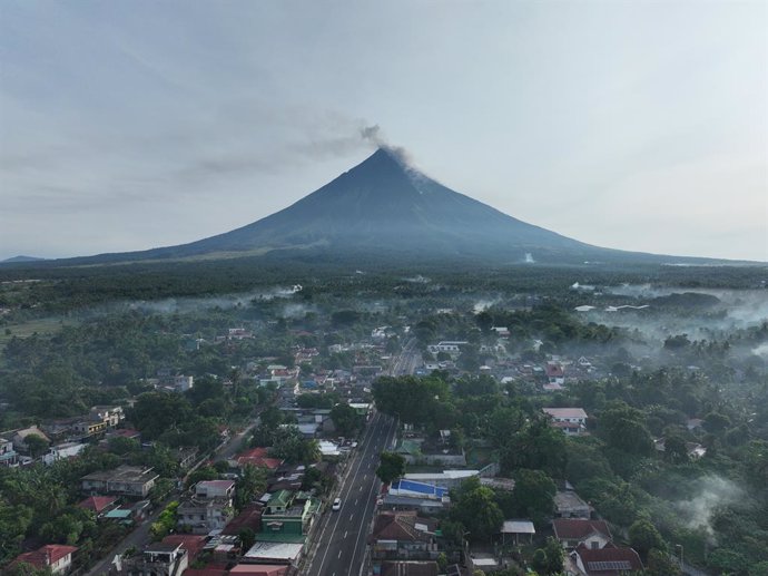 El volc Mayón en erupció, Filipines