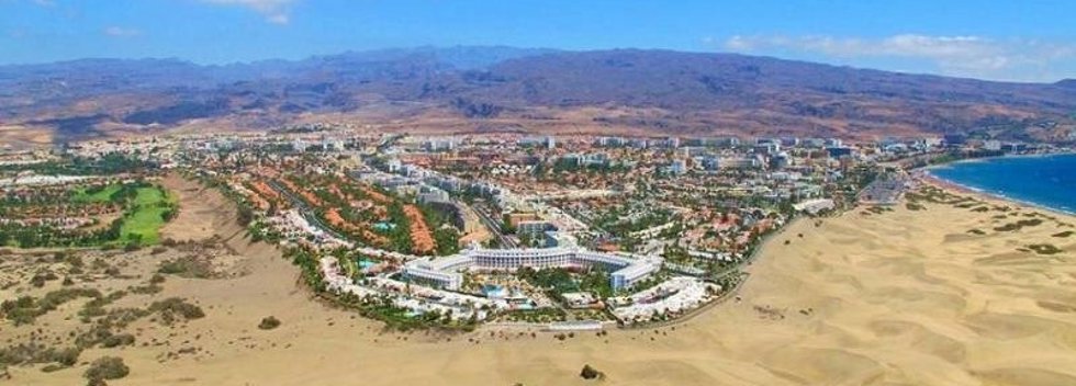 Archivo - Panorámica de Playa del Inglés (Gran Canaria)