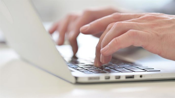 SETROI. Estrategias digitales para mejorar la comunicación y visibilidad de los negocios y profesionales 