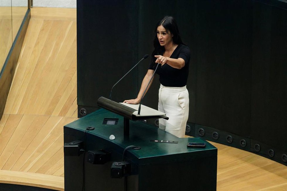 La vicealcaldesa de Madrid en funciones, Begoña Villacís, interviene durante el último Pleno Municipal de la Corporación 2019-2023.