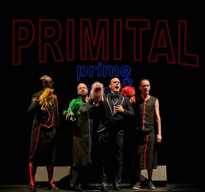La Red Andaluza de Teatros y Ayuntamiento de Nerja programan el espectáculo musical y de humor 'Primital Prime' en el Balcón de Europa de dicha localidad.