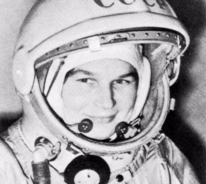 Valentina Tereshkova en su traje espacial.