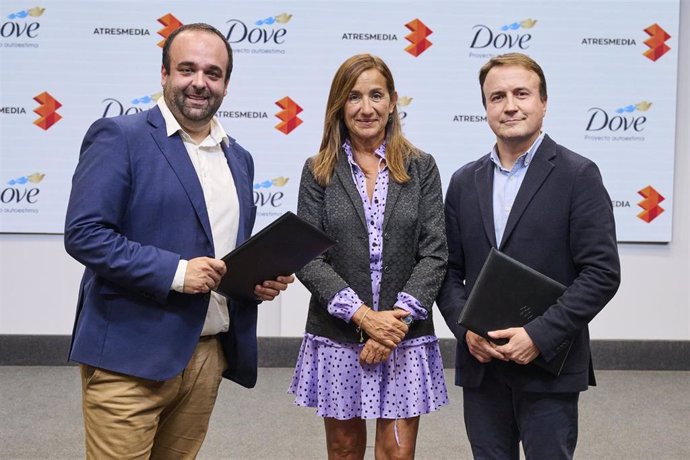 Atresmedia y Dove firman un acuerdo de colaboración para proteger la salud mental de los jóvenes en las redes sociales