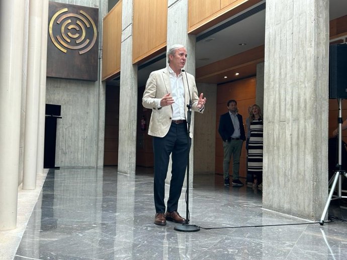 Jorge Azcón es el presidente del Gobierno de Aragón.