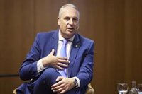 Ruiz Boix (PSOE) dice que "desconoce el argumento" para que La Línea 100x100 pacte con el PP la Diputación de Cádiz