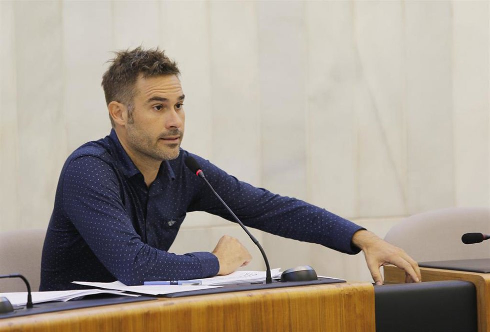 Archivo - Imagen de archivo del portavoz de Compromís en la Diputación de Alicante, Gerard Fullana.