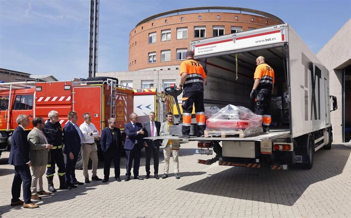 La Comunidad de Madrid envía a Ucrania material de ayuda por las inundaciones tras la rotura de la presa de Kajovka