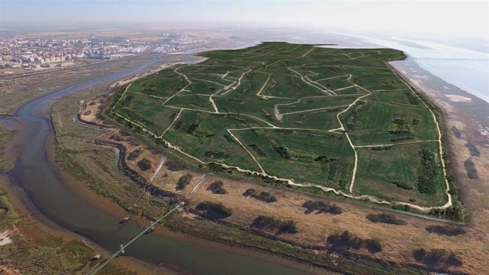 Archivo - Imagen de cómo quedará reconstruida la zona de las balsas de fosfoyesos en Huelva.
