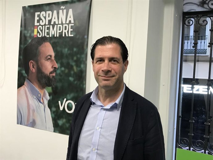 Archivo - El candidato de Vox Zaragoza al Congreso de los Diputados, Pedro Fernández.