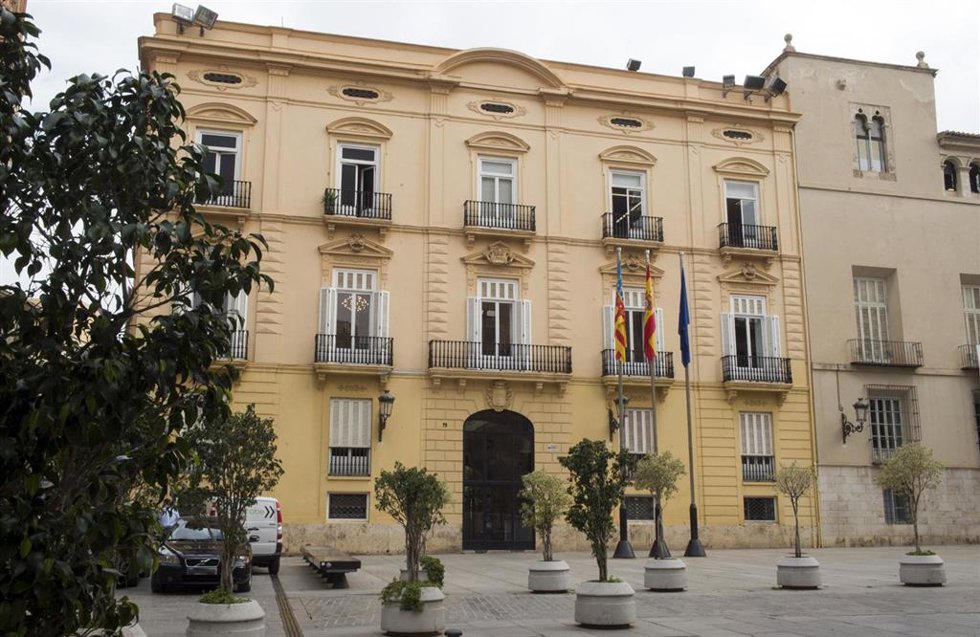 Archivo - Imagen de archivo de la sede de la Diputación de Valncia. 