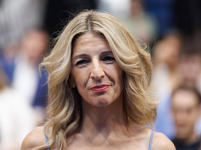 La vicepresidenta segunda y ministra de  Trabajo, Yolanda Díaz, a su llegada a acto de presentación del Estudio de fundamentación para la Ley de Usos del tiempo y racionalización horaria, en la Dirección Provincial del SEPE, a 16 de junio de 2023.