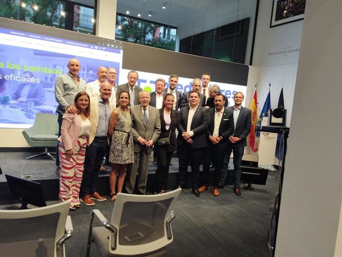 Los mediadores de Argentina y Chile se reúnen con el sector asegurador español