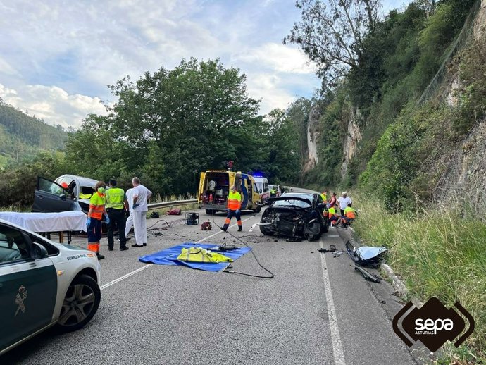 Accidente de tráfico en Pravia