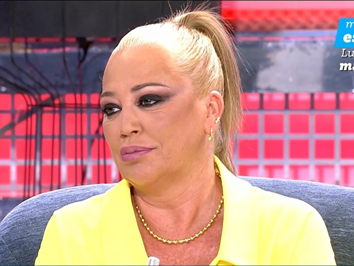 BELÉN ESTEBAN EN EL PLATÓ DEL 'DELUXE'
