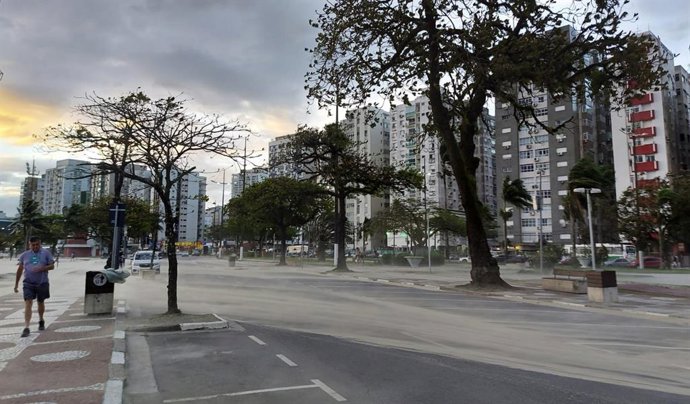 Archivo - Ciclón extratropical en Santos (Brasil).