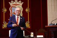 De la Torre (PP), reelegido alcalde de Málaga: "Ahora vamos hacia un futuro aún más prometedor"