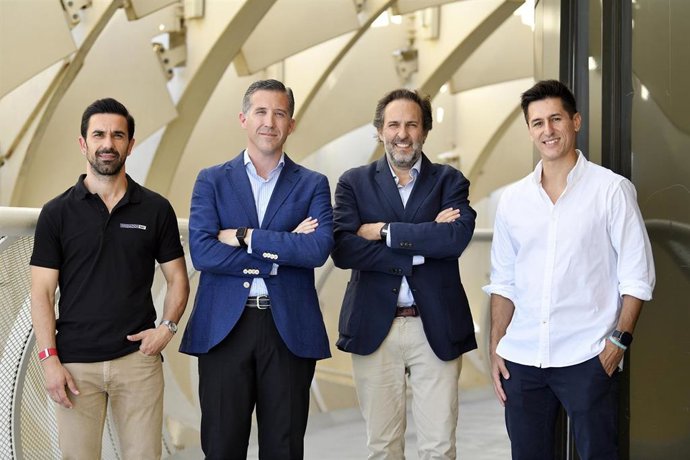 De izquierda a derecha, Juan Luis Susillo, Pedro Miguel Santos, Antonio Cruz (Microsoft España) y Francisco José Ponce