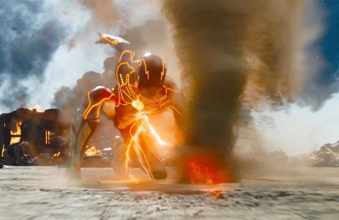 El director de The Flash responde a las críticas al CGI: "Si parece un poco raro, esa era la intención"