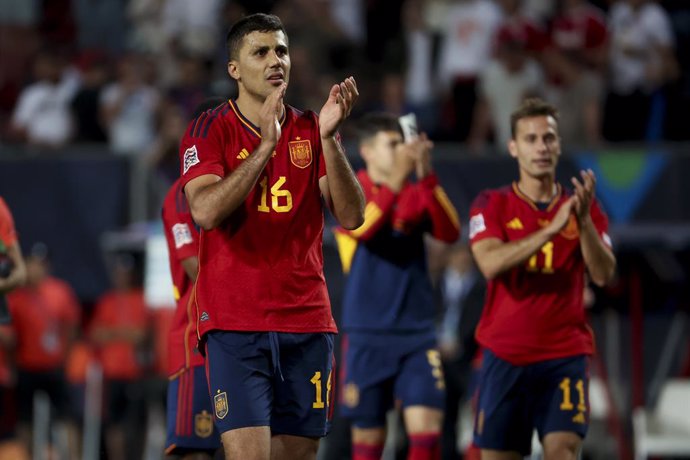 Rodri of Spain celebrates the victory following the UEFA Nations League Semi-final football match between Spain and Italy on June 15, 2023 at De Grolsch Veste, FC Twente stadium in Enschede, Netherlands - Photo Jean Catuffe / DPPI