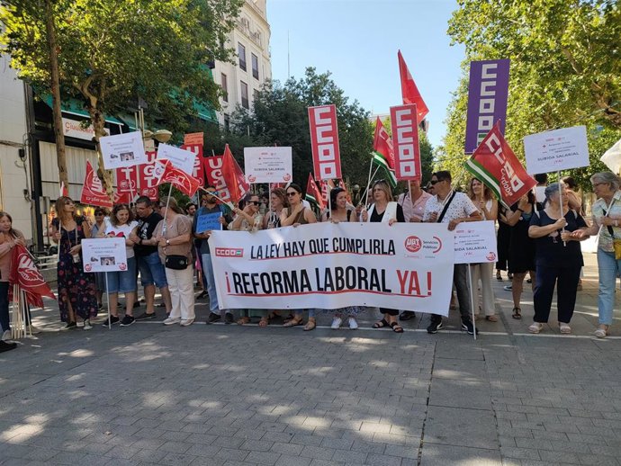 Concentración de la plantilla de Cruz Roja